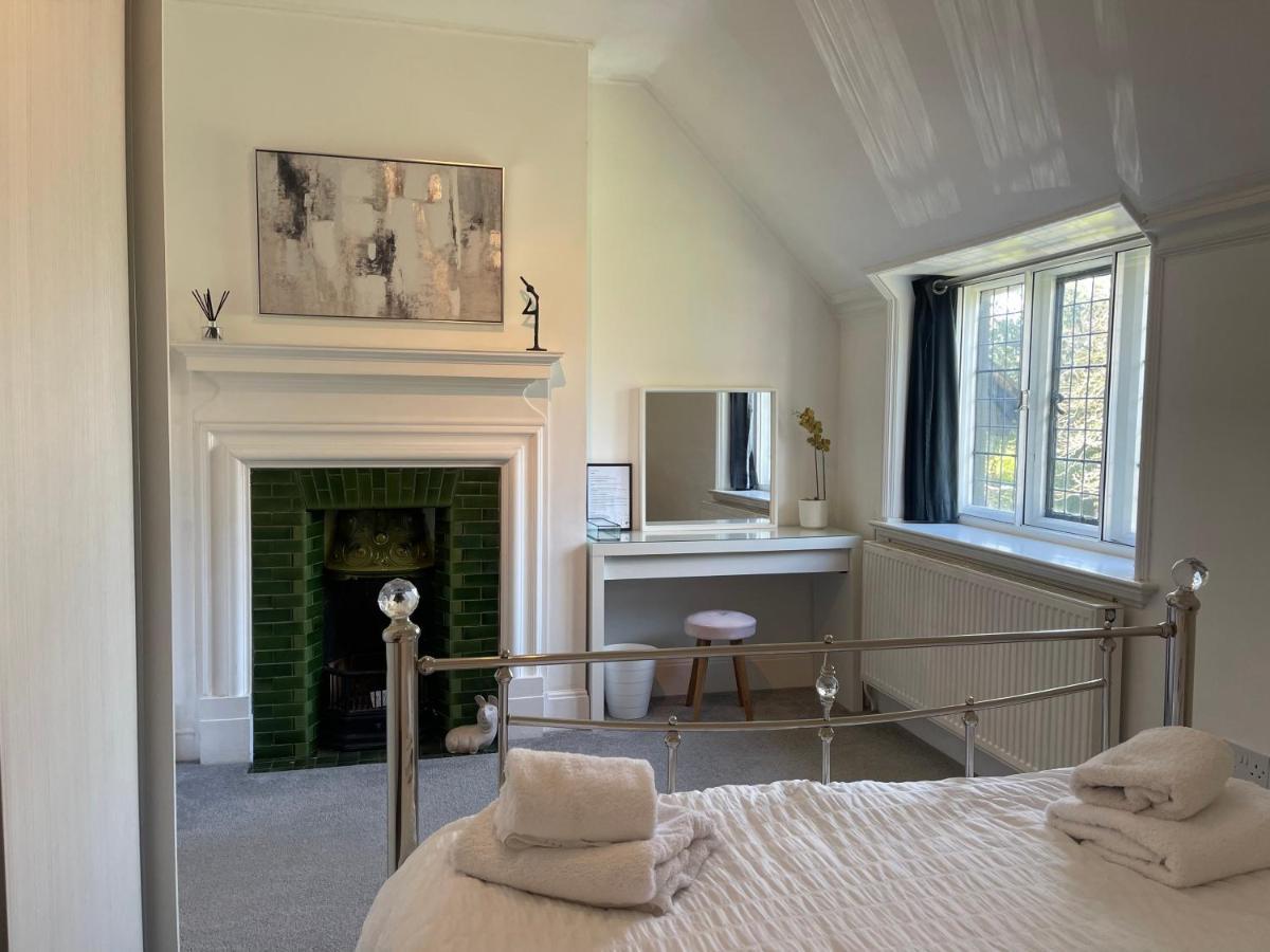 Thornton House Private Country House Thornton Hough Entire House Sleeps 6 วิรัล ภายนอก รูปภาพ