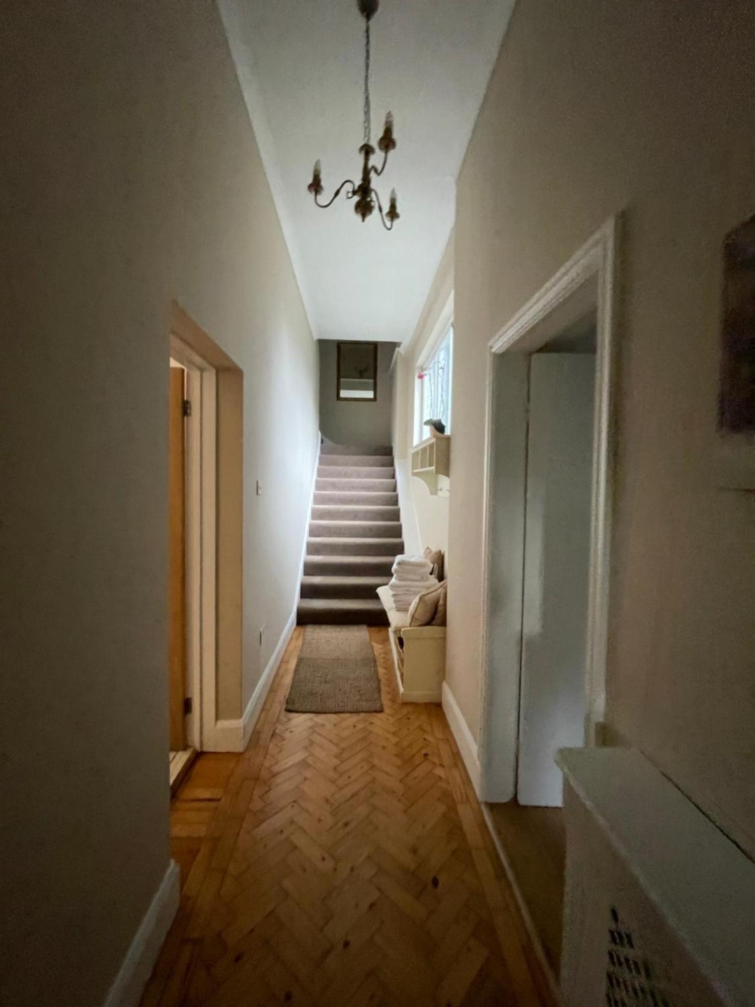 Thornton House Private Country House Thornton Hough Entire House Sleeps 6 วิรัล ภายนอก รูปภาพ