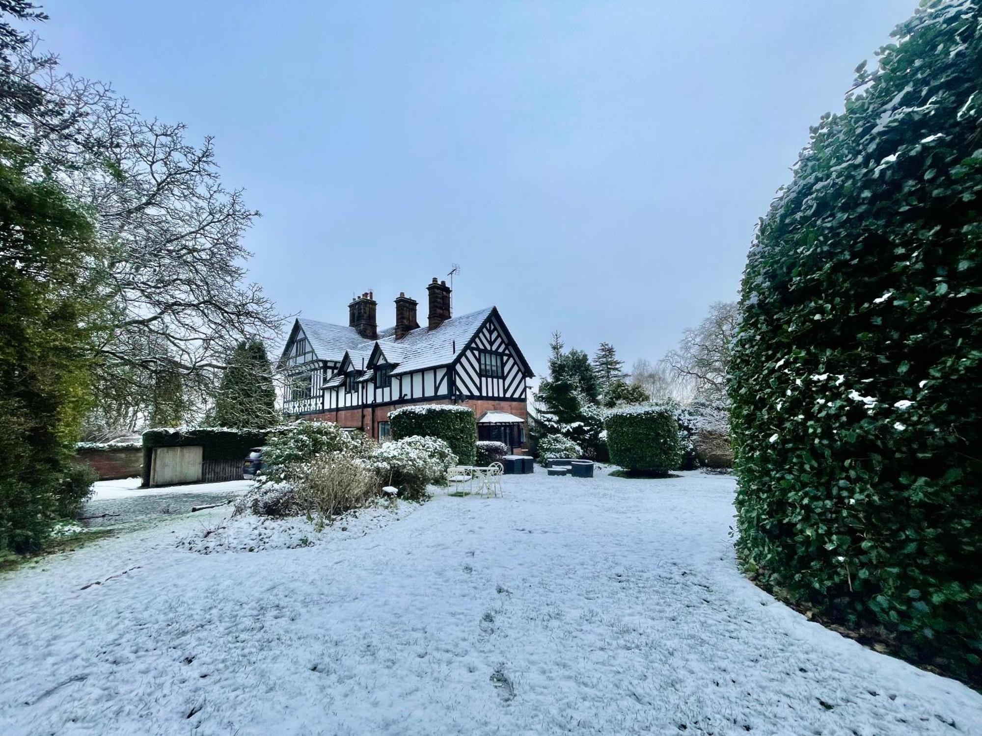 Thornton House Private Country House Thornton Hough Entire House Sleeps 6 วิรัล ภายนอก รูปภาพ