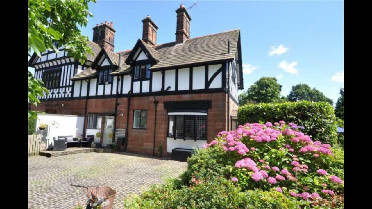 Thornton House Private Country House Thornton Hough Entire House Sleeps 6 วิรัล ภายนอก รูปภาพ