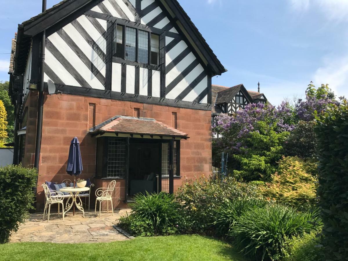 Thornton House Private Country House Thornton Hough Entire House Sleeps 6 วิรัล ภายนอก รูปภาพ